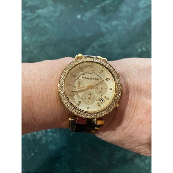 Michael Kors Madison Chronograph Women's Watch, MK5688 Tortoise Band Like New - Picture 2 of 5